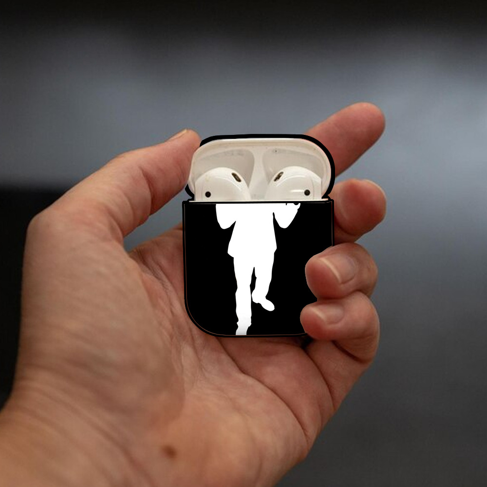スター・ウォーズ Star Wars AirPods 第2世代保護ケース ハードシェル ブラック 耐衝撃・防指紋・カラビナ付き